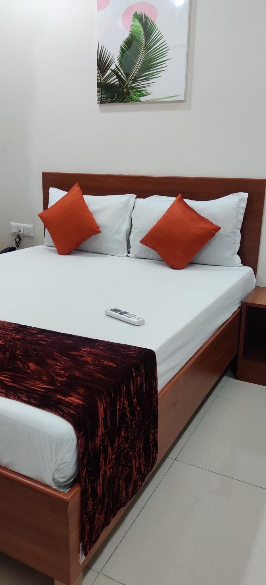 Mulberry Inn Bengaluru Szoba fotó